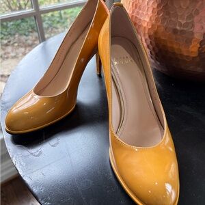 Stuart Weitzman patent leather heels, Size 6.5